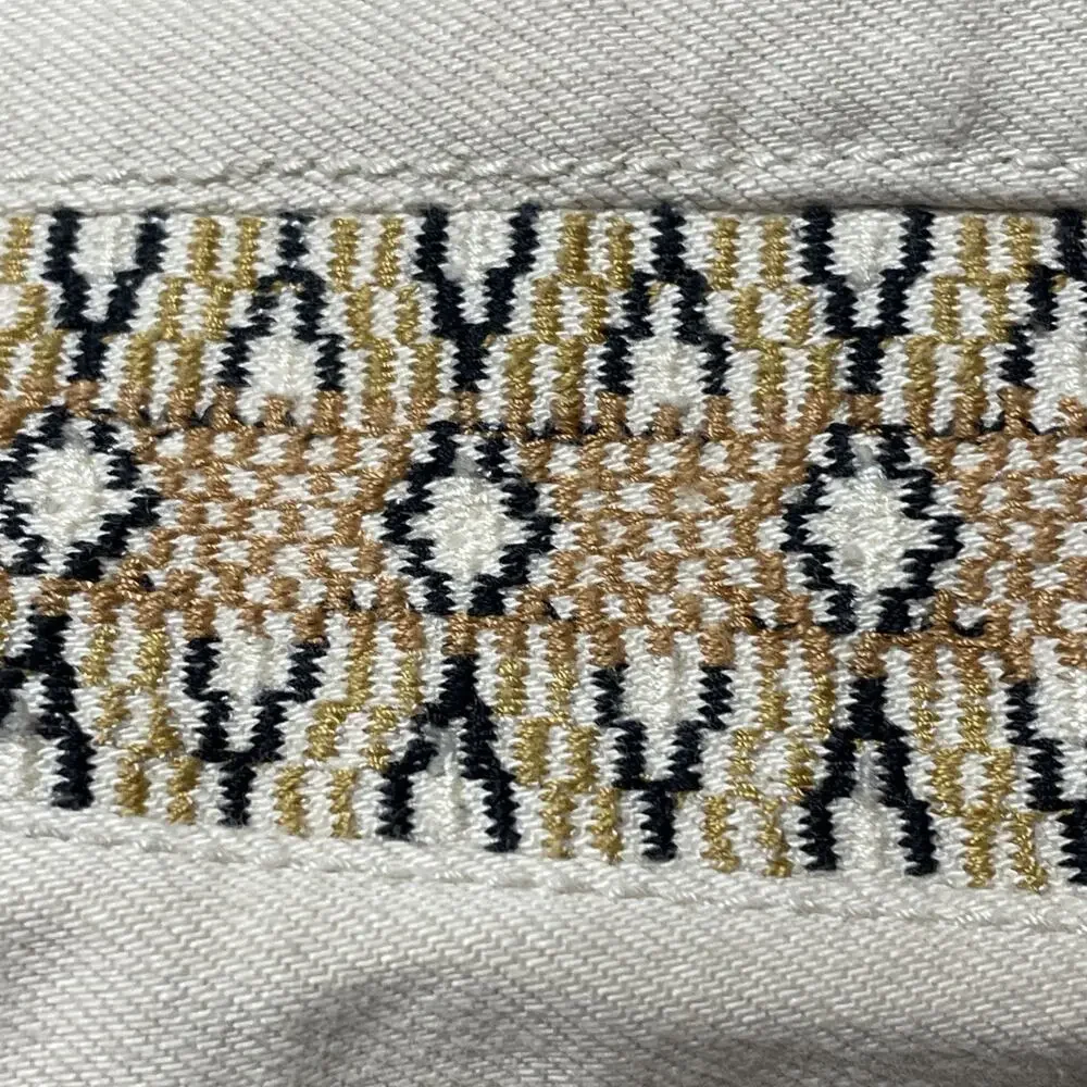 Lucky Brand Women’s Malibu Shorts - Beige / Aztec Print Detail - Size 6/28